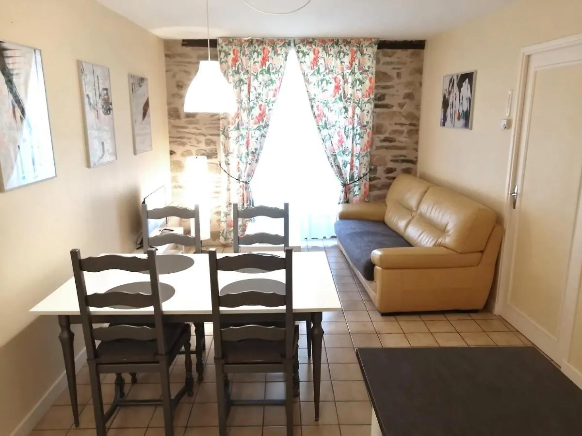 Chez Gustou Apartment Chaudes-Aigues 0*,